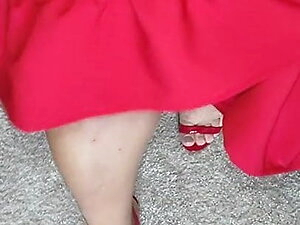 Joana V0mit walking in carpet w hot red dress and red heels