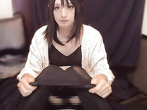 Individual shooting Video of a beautiful woman in a Japanese woman masturbating while hiding her crotch