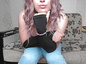 Hey guys, i am a crossdresser with you again on my new video. I am uploading one or two videos everyday and also i am improving skills, performance and clothing for to deserve your attention and love you can always support me with dresses what you want me