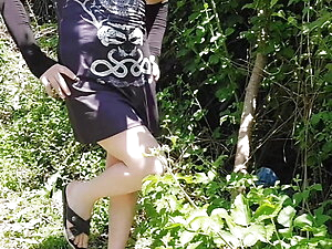 Hey guys, i am a crossdresser with you again on my new video. I am uploading one or two videos everyday and also i am improving skills, performance and clothing for to deserve your attention and love you can always support me with dresses what you want me