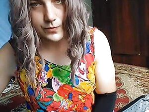 Hey guys, i am a crossdresser with you again on my new video. I am uploading one or two videos everyday and also i am improving skills, performance and clothing for to deserve your attention and love you can always support me with dresses what you want me