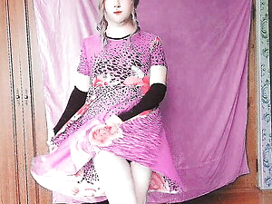 Hey guys, i am a crossdresser. I upload  videos oftenly and also i improve my skills, performance and clothing for to deserve your attention and love. You can always support me i need it very much.