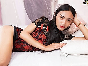 Huong is so horny and just wants to cum as much as possible. Can you help this cutie cum? Her ass is beautiful and she fucks it with a glass dildo, her cock is hard and her slim body is perfect.