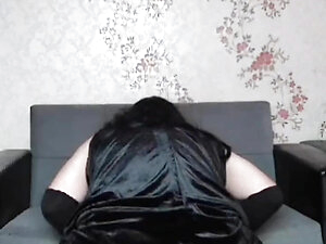 Hey guys! I'm Kitty_Cross on Youtube, a passionate crossdresser who loves expressing creativity and femininity through my videos. From dancing in stunning outfits to cosplaying as characters like vampires and Harley Quinn, I aim to entertain and inspire w