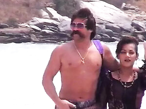Hot sex on the beach with really hot ladyboy!