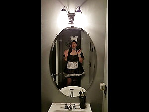 Remember Bathroom Mirror Selfies?